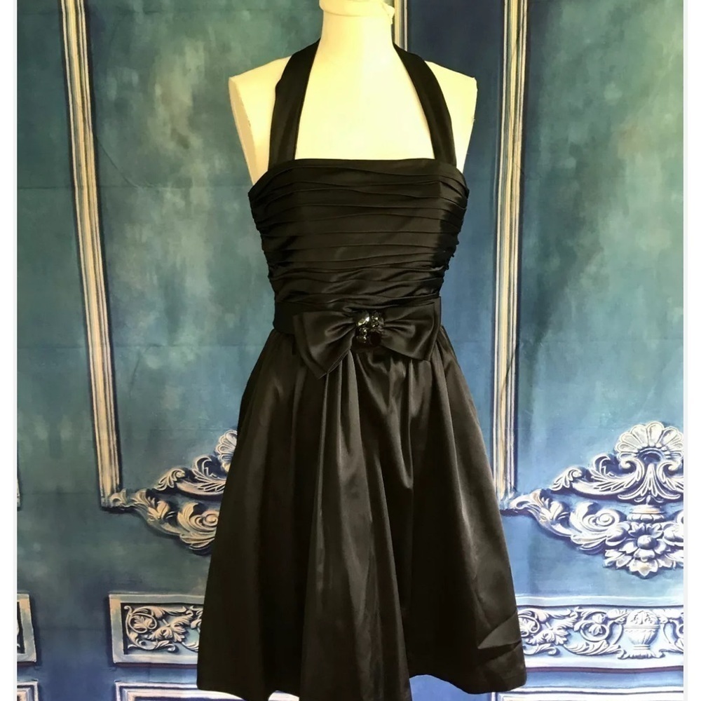 🖤WHBM,Gorgeous Black, Ruched Upper Cocktail Dress, Beaded Belt, Removable Strap